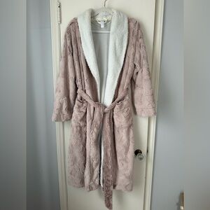 Stars Above Cozy Robe